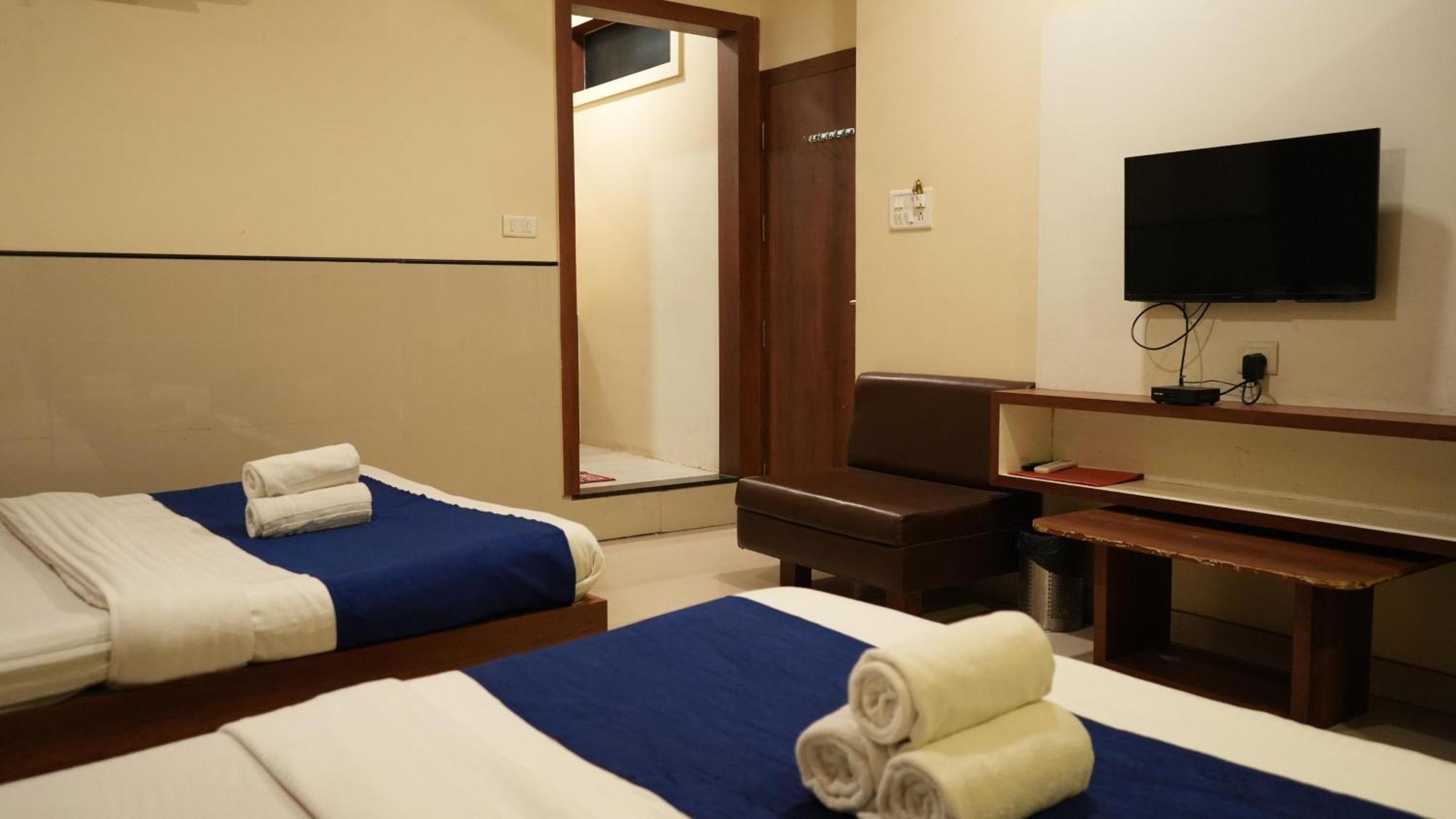 Hotel Satyug Ujjain Exterior photo
